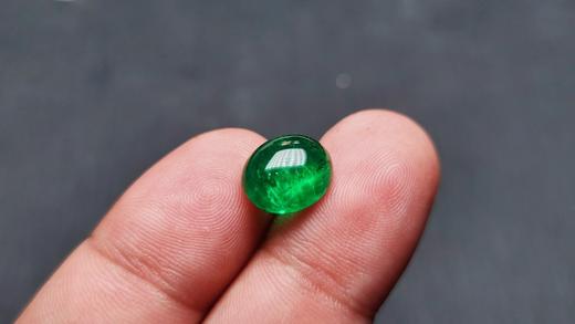 3.56ct蛋面祖母绿裸石 商品图0