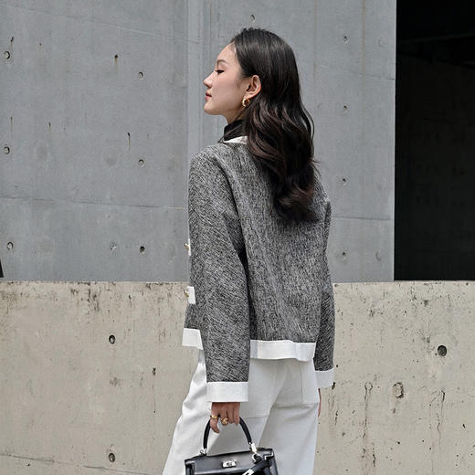 【顺丰包邮】05503 洛诗琳秋冬经典设计感撞色边小香风外套女50424 商品图4