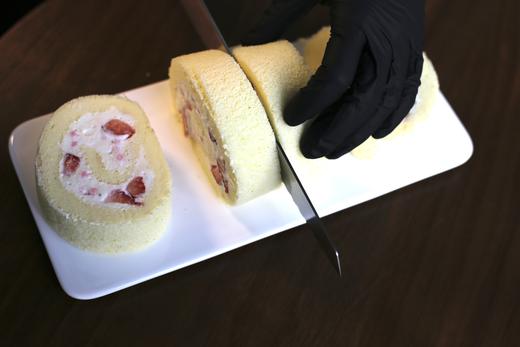 【需提前2天预定】香缇奶油草莓蛋糕卷（4片） 商品图1