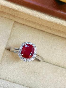 1.52ct刻面红宝石戒指