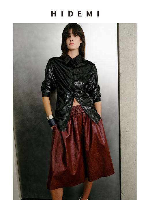 HIDEMI 节日系列艺术软雕塑感流苏黑色亮面极简设计感挂脖背心衬衫半身裙三件套  挂脖露背背心/衬衫/半身裙 商品图10