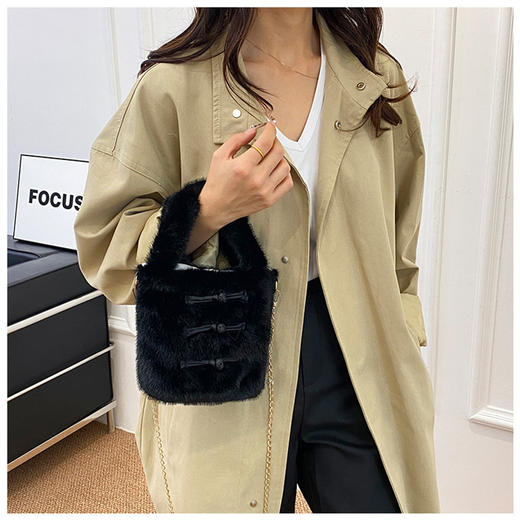 售完不补【敦煌盘扣毛绒包包】敦煌文艺毛绒包秋冬毛绒单肩斜挎随身小包包收纳包 商品图5