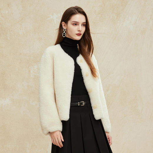 PH118斯尔丽2024冬季新款高级感羊剪绒短款时尚女式外套 商品图6