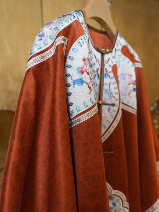 L242536-T香云纱外套 商品图7