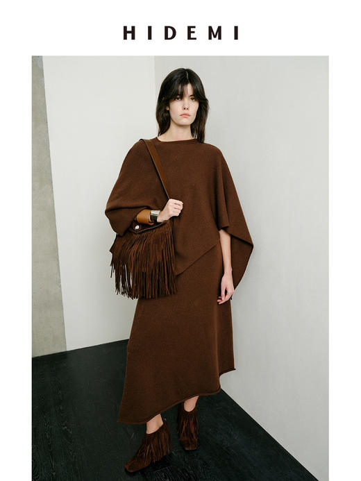 HIDEMI 节日系列澳洲进口美利奴羊毛大廓形设计感斗篷不规则半裙针织毛衣套装 斗篷/半身裙 商品图3