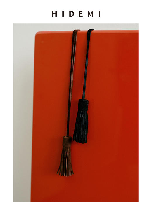 HIDEMI 节日系列进口麂皮流苏项链挂件 黑色/棕色 商品图5