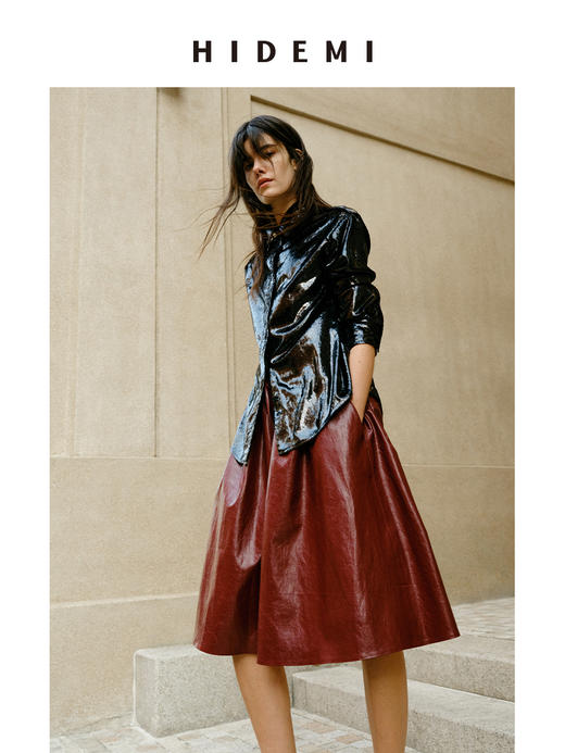 HIDEMI 【当当同款】节日系列进口特殊涂层环保蛋白皮设计感松紧腰抽身褶皱宽松男朋友中裤    勃艮第酒红/橄榄绿 商品图11