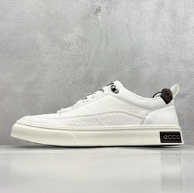 ECCO男士真皮板鞋休闲鞋