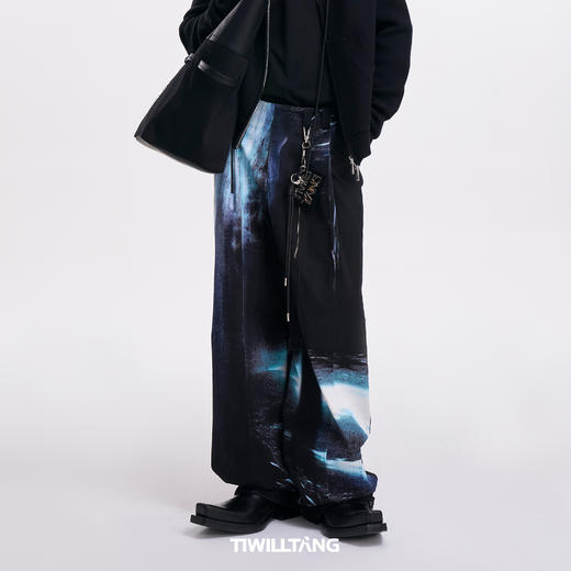 启世录TIWILLTANG“墨影重域”多材质碰撞异形组合挂坠 商品图3