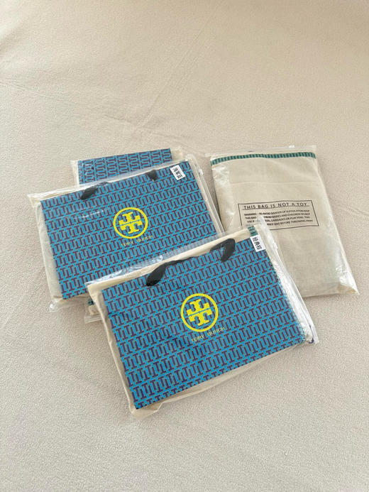 【收尾】去年的老款 今年专柜继续卖 咱们也继续 推荐必收款 TB 满印羊毛棉 双面提花 混纺围巾 冬款 商品图9