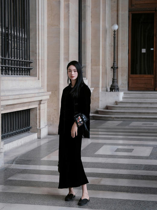 盛唐牡丹 |黑色丝绒双挽袖绣花双面穿外套 商品图4