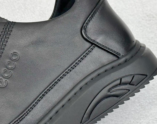 ECCO真皮男士板鞋休闲鞋 商品图3