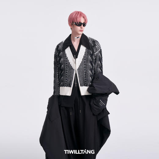 启世录TIWILLTANG“灵峦境霁”坑条绞花双开拉链针织毛衣 商品图1