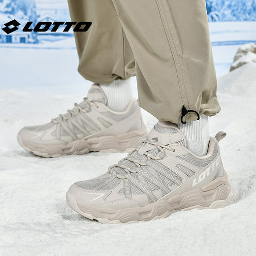 【倒V型织带结构  动态包裹防护】乐途户外运动鞋5957 橡胶耐磨大底 多方凹槽菱纹设计 商品图1