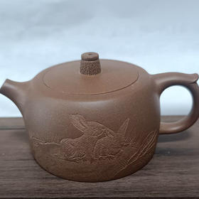 宜兴原矿紫砂 段泥 手工井栏壶