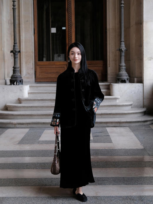 盛唐牡丹 |黑色丝绒双挽袖绣花双面穿外套 商品图0