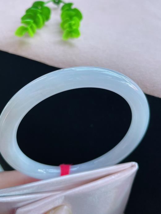 54圆条翡翠手镯 商品图0
