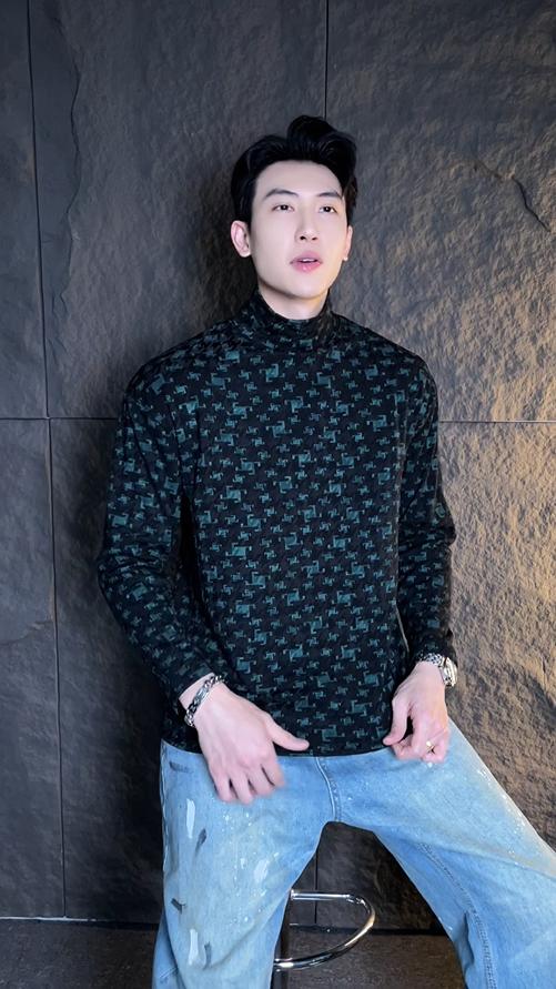 T1932秋冬新款男士满印碎花设计韩版时尚半高领宽松日常休闲长袖卫衣 商品图0