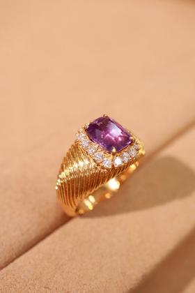 2.54ct刻面紫蓝宝戒指