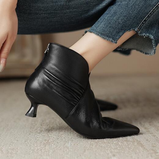 【预售5天】秋冬新款真皮法式小踝靴短靴加绒尖头小众褶皱气质高跟鞋女DB&M5700 商品图3