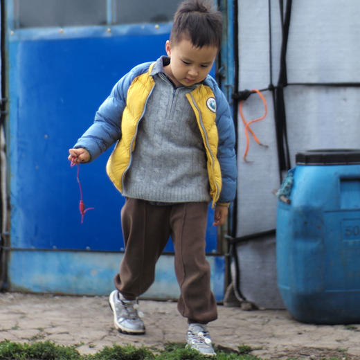 【现货】儿童半胸拉链套衫 100%山羊绒羊绒衣 浅灰色 商品图3