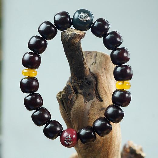 和田青玉镶银小叶檀木手串，精雕细刻 商品图2