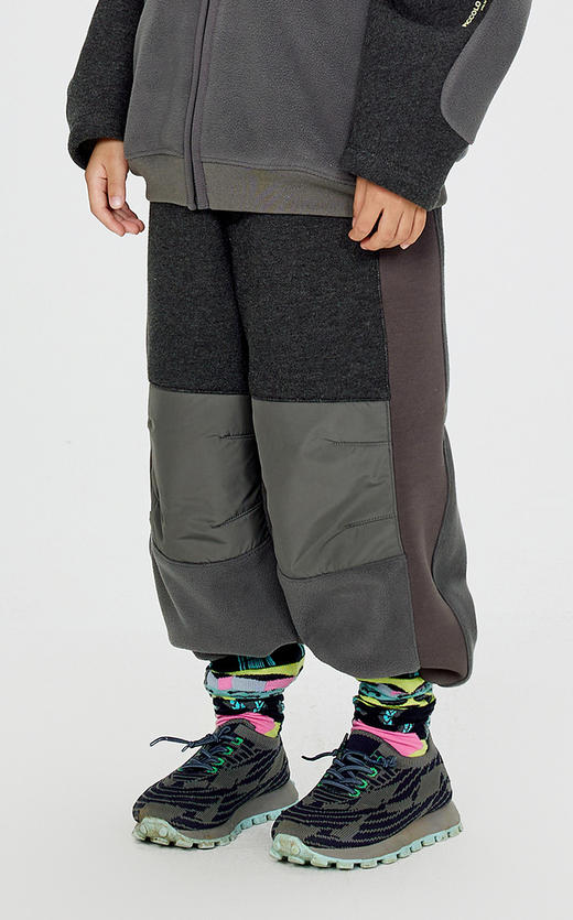 jnby  24年冬款  长裤 1OAE13150 商品图9