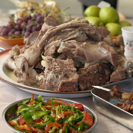 【新疆木垒哈萨克羊前腿肉】饮用天山雪山，自然放牧，没有膻味，纯净美味。小月龄小羔羊，去尾油去淋巴 让草原品质与您0距！ 商品图5