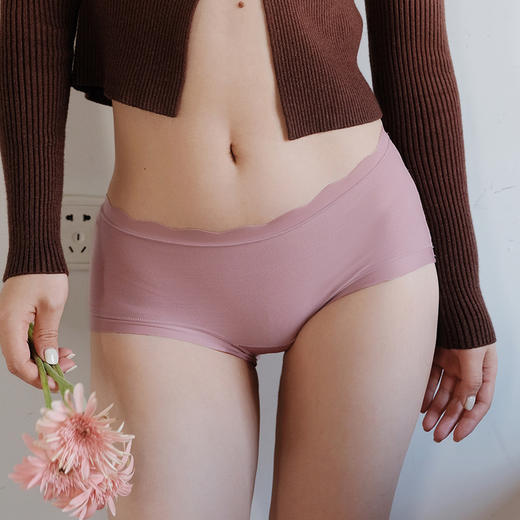 官网258！三条装银皮60支莫代尔舒适柔暖高弹女士内裤三条装 随心裁无束缚三角裤短裤 商品图2