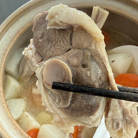 【新疆木垒哈萨克羊前腿肉】饮用天山雪山，自然放牧，没有膻味，纯净美味。小月龄小羔羊，去尾油去淋巴 让草原品质与您0距！