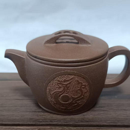 宜兴原矿紫砂 段泥 手工汉瓦壶 商品图0