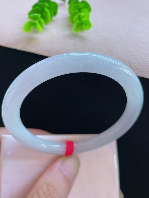 54圆条翡翠手镯 商品图2