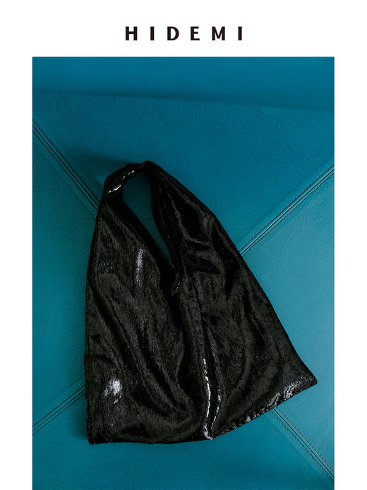 HIDEMI 节日系列艺术软雕塑感黑色亮面流苏tote托特包背包 大号/小号 商品图3