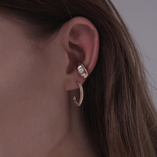 LHWINDSOR 缠绕贝珠耳环两种戴法 商品图9