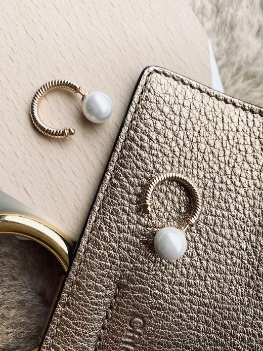 LHWINDSOR 缠绕贝珠耳环两种戴法 商品图1