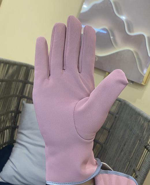 【15元会员福利】晨琪欧AA面手套   冬季滑雪触屏电动车加绒加厚（颜色随机） 商品图4