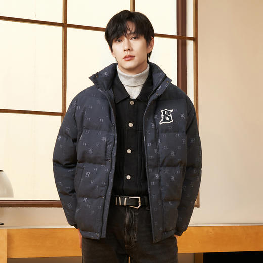 gxg.jeans男装冬季老花满印卡其色立领短款羽绒服男 商品图2