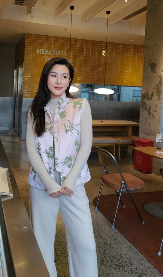 逸红颜明月优选 #高档仿漳绒提花马甲【琼枝雪】过年走亲戚必备，老师傅纯手工制作 商品图0