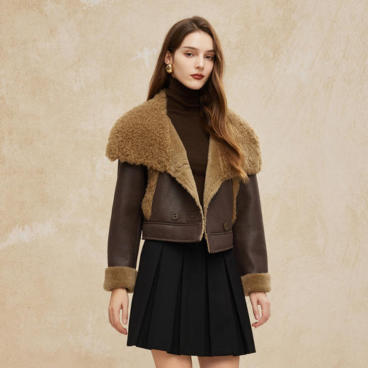 PP601斯尔丽2024冬季新款皮毛一体大翻领时尚减龄外套 商品图2