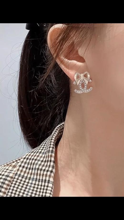 香奈儿24新品系列墙裂来袭金结吊银c耳钉（XTY） 商品图4