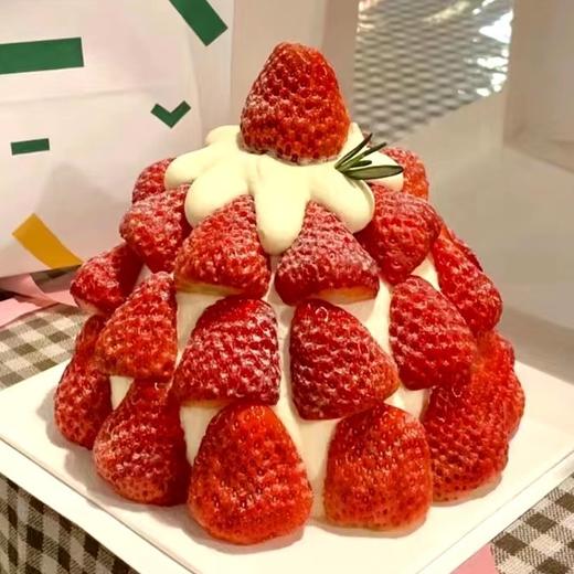 【圣诞树🎄创意草莓蛋糕】🍓🍓 商品图0