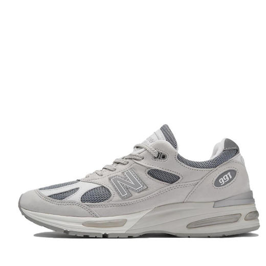 【春上新】  【新品】7楼 NewBalanc英产休闲跑步鞋 吊牌价：1899元 商品图0