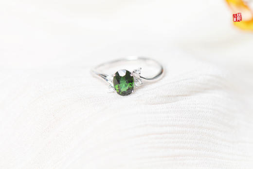 【芯蕊】18K金镶绿碧玺戒指 商品图0