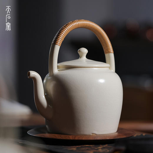 问鼎天石窑草木灰釉问泉壶 商品图1