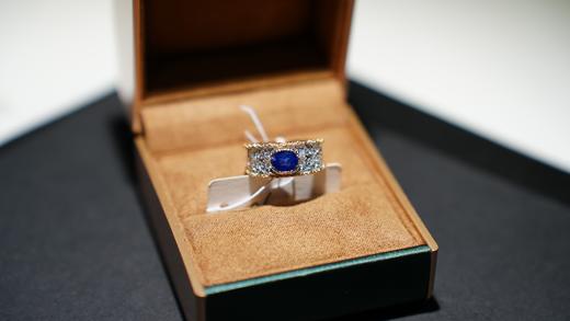 1.10ct刻面蓝宝石戒指 商品图0
