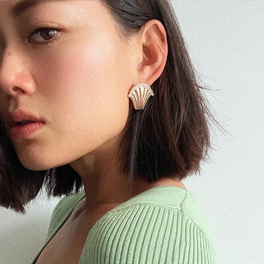 LHWINDSOR 贝壳耳环扇形复古港风精致珍珠镶嵌耳饰 商品图2