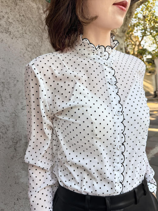 TYNVIE 花边领长袖衬衫 商品图5