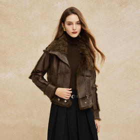 PP609斯尔丽2024冬季新款大翻领机车风减龄时尚皮毛一体皮草短外套