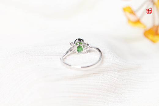 【芯蕊】18K金镶绿碧玺戒指 商品图6