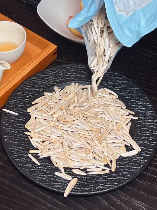 代发 新疆天山皇后马牙瓜子 精选葵花籽 香酥脆爽 营养久磕不上火 商品图1